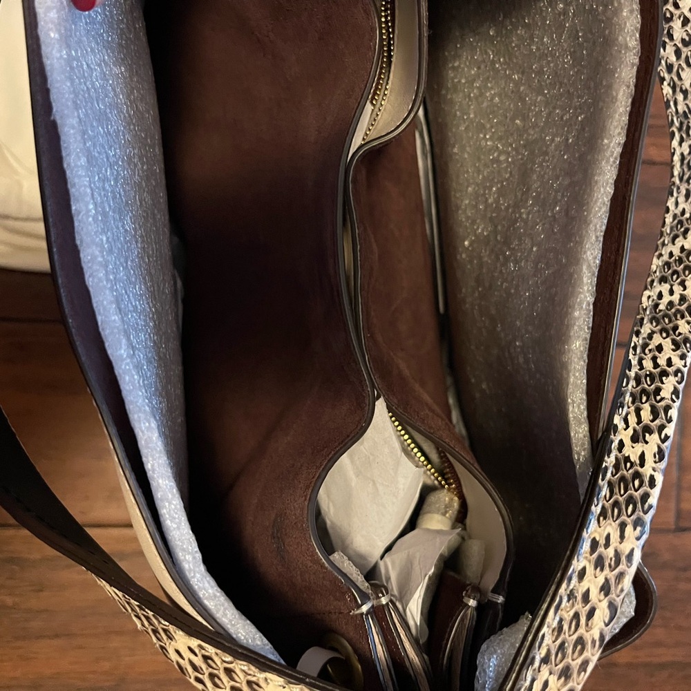 NWT Coach Harmony Hobo 33 leather with snakeskin - Picture 5 of 8
